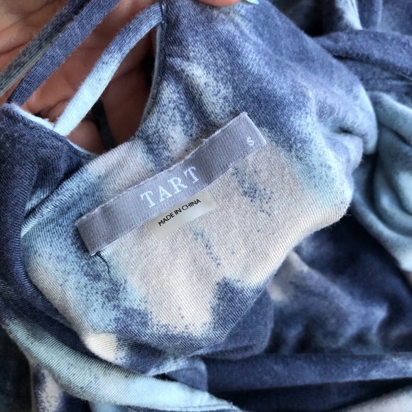 Tart Collections Tie Dye Blue Small Medium Large - Picture 5 of 10